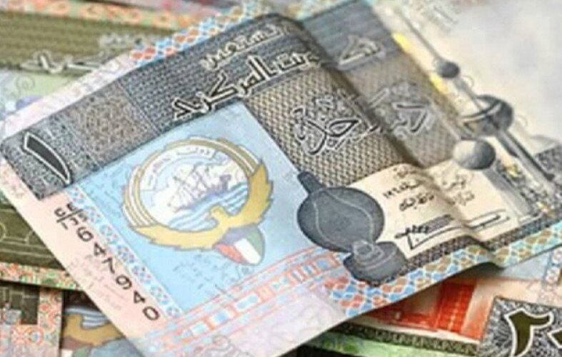 سعر الدينار الكويتي في السوق السوداء الأحد 3 / 3 / 2024 مقابل الجنيه المصري والبنوك