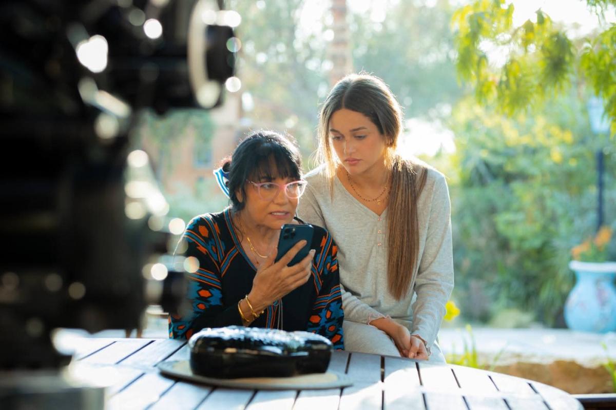 مسلسل اتنين غيرنا