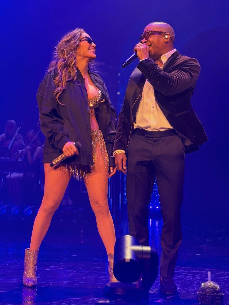 جينيفر لوبيز Jennifer Lopez - Up All Night residency - لاس فيغاس Las Vegas حفلات - Caesars Palace قصر قيصر - The Colosseum ذا كولوسيوم - جا رول Ja Rule - بن أفليك Ben Affleck - حفلات فيغاس 2025 - عروض موسيقية عالمية - أخبار هوليوود Hollywood news