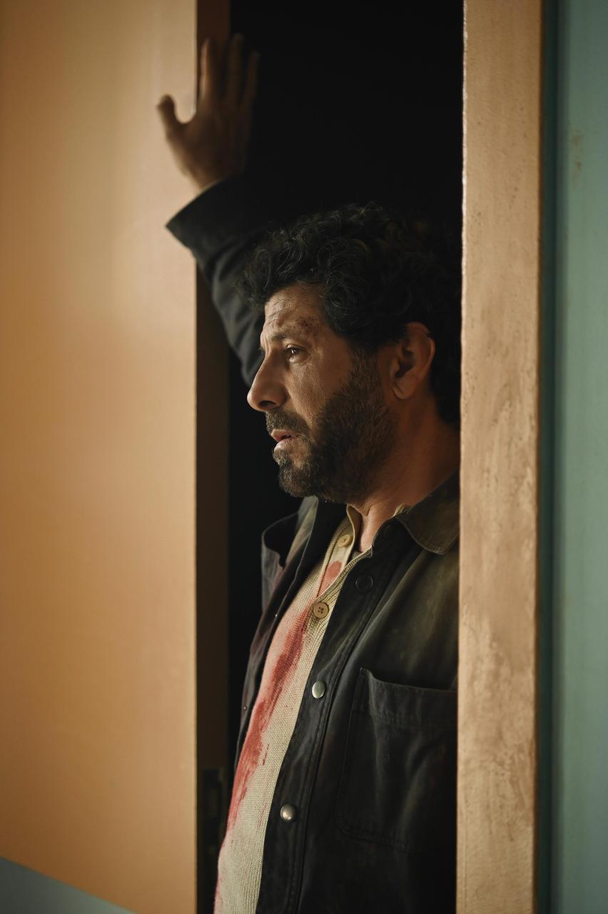 مسلسل تحت الحصار