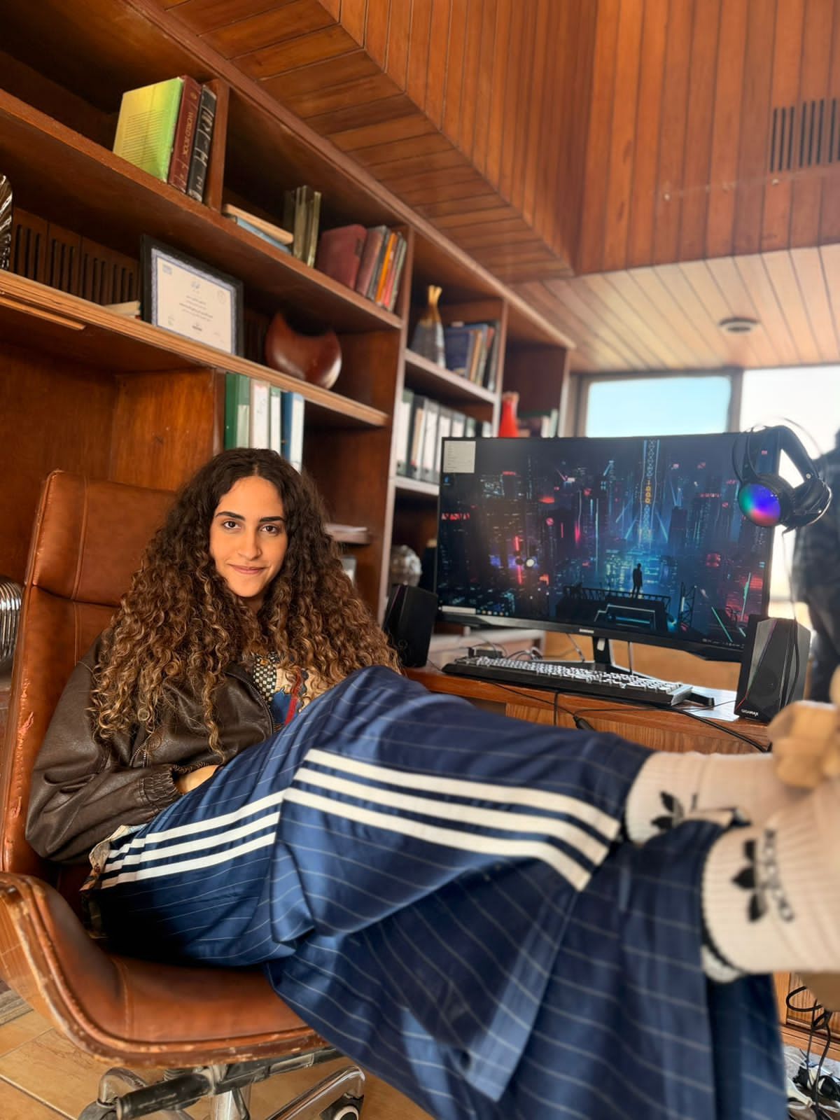 دنيا وائل في مسلسل ميدتيرم